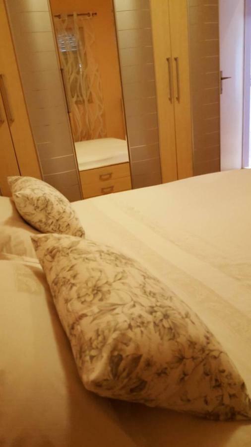 Apartman Luly Διαμέρισμα Kaštela Εξωτερικό φωτογραφία