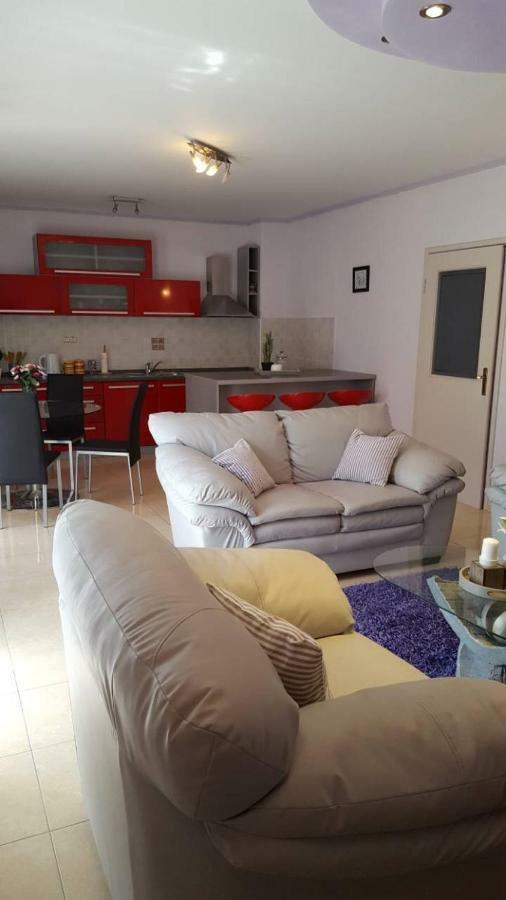 Apartman Luly Διαμέρισμα Kaštela Εξωτερικό φωτογραφία